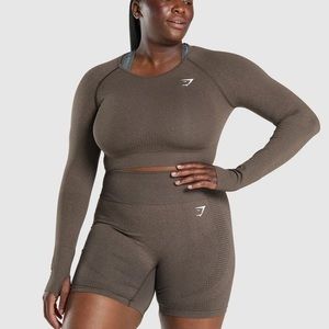 GYMSHARK VITAL SEAMLESS 2.0 LONG SLEEVE CROP TOP